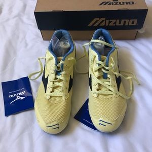Mizuno Tempo LD Womens Track Shoes with Spikes